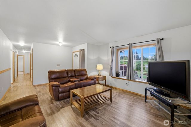 9117 336th Street S, Roy, WA 98580