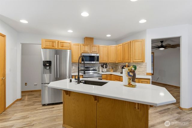 9117 336th Street S, Roy, WA 98580