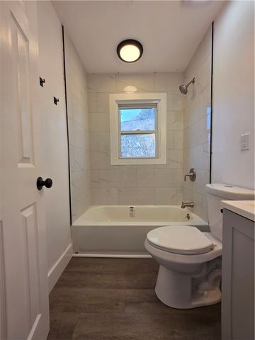 411 W C Avenue, Easley, SC 29640