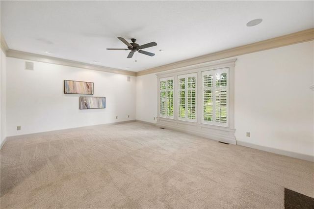 5427 W 164th Place, Overland Park, KS 66085