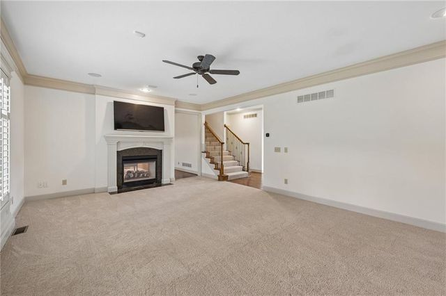 5427 W 164th Place, Overland Park, KS 66085