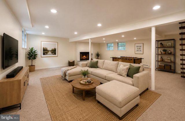 40 LOCKLEVEN DR, Severna Park, MD 21146