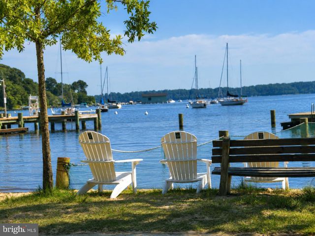 40 LOCKLEVEN DR, Severna Park, MD 21146