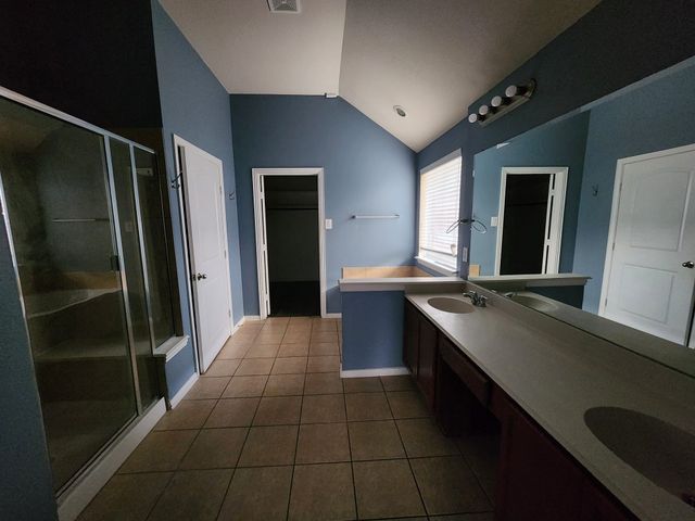 633 Grayson Lane, Lake Dallas, TX 75065