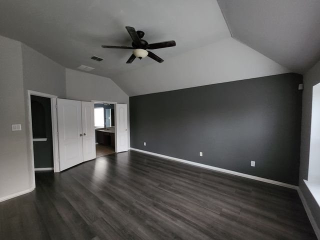 633 Grayson Lane, Lake Dallas, TX 75065