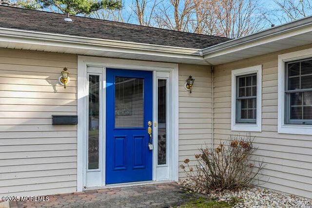 3 Waverly Place, Aberdeen, NJ 07747