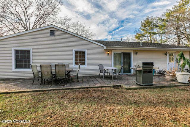 3 Waverly Place, Aberdeen, NJ 07747