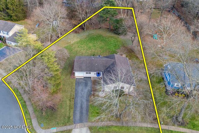 3 Waverly Place, Aberdeen, NJ 07747