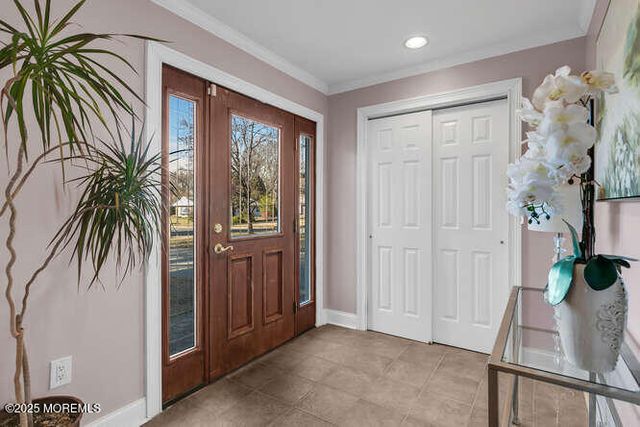 3 Waverly Place, Aberdeen, NJ 07747