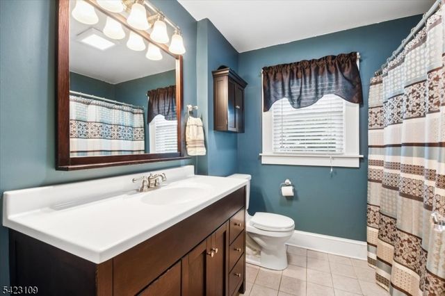 21 Edgewood Rd, Denville Twp., NJ 07834