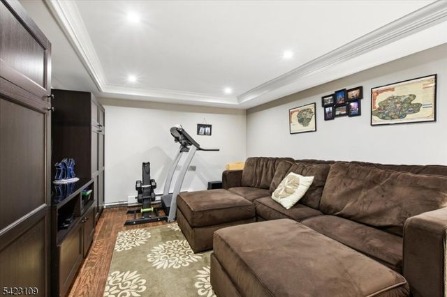 21 Edgewood Rd, Denville Twp., NJ 07834