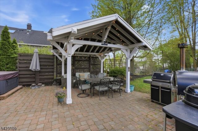 21 Edgewood Rd, Denville Twp., NJ 07834