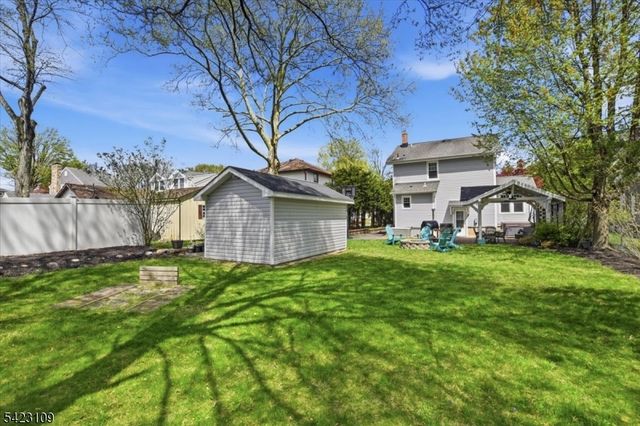 21 Edgewood Rd, Denville Twp., NJ 07834