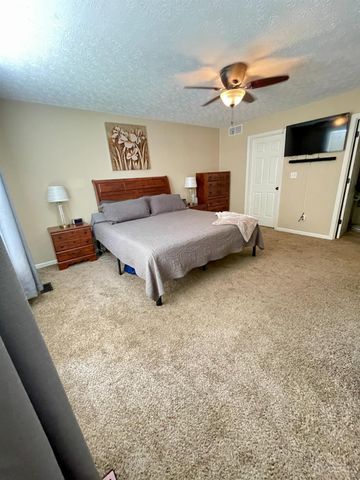 9049 State Route 132, Pleasant Plain, OH 45162