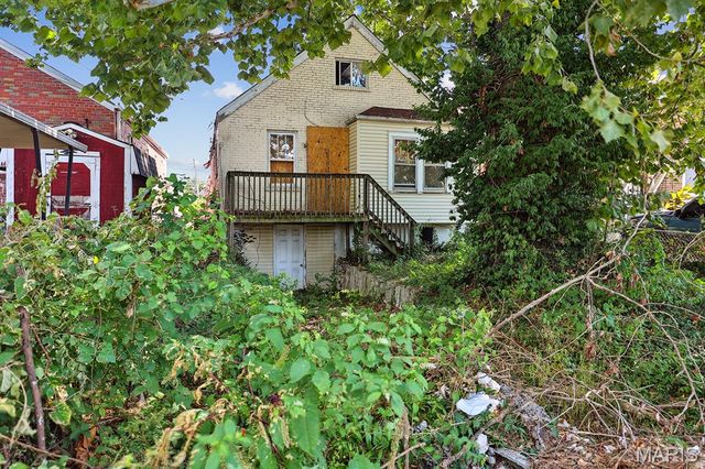 5918 Dressell Avenue, St Louis, MO 63120