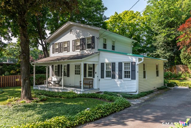 9 Spring Street, Woodbury, CT 06798