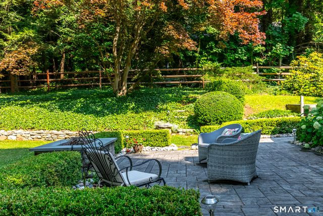 9 Spring Street, Woodbury, CT 06798