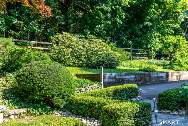 9 Spring Street, Woodbury, CT 06798