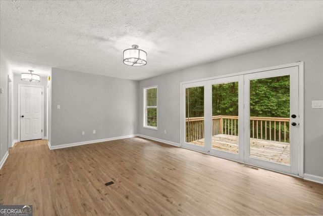 620 Old Four Notch Road, Whitesburg, GA 30185