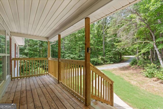 620 Old Four Notch Road, Whitesburg, GA 30185
