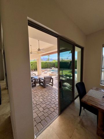 102 Calle Los Hibiscos, Rancho Mirage, CA 92270