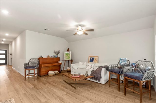 12903 N Winding Pines Drive, Tomball, TX 77375