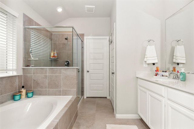 12903 N Winding Pines Drive, Tomball, TX 77375