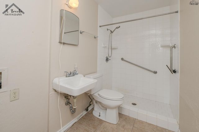 118 S GLENCOE CIRCLE, Wichita Falls, TX 76302