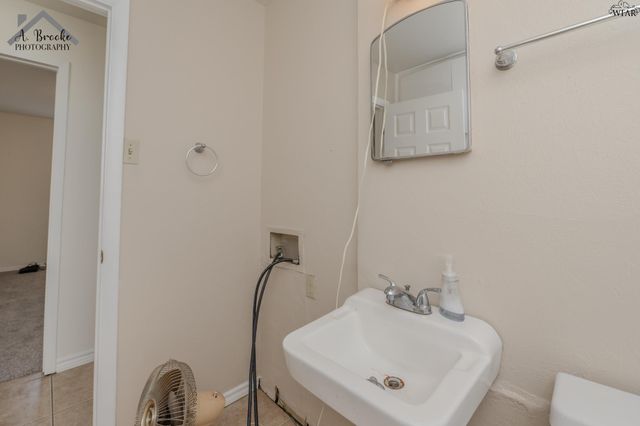 118 S GLENCOE CIRCLE, Wichita Falls, TX 76302