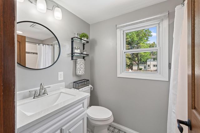 2607 Valley View Place, White Bear Lake, MN 55110