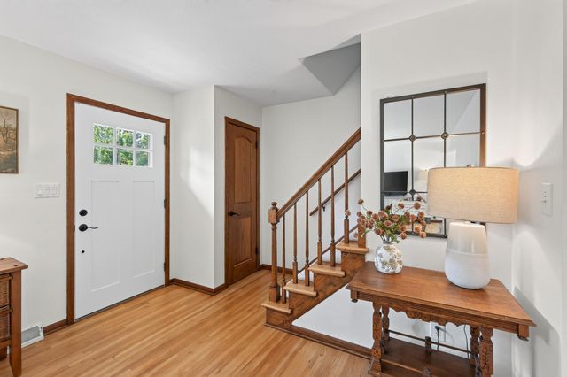 2607 Valley View Place, White Bear Lake, MN 55110