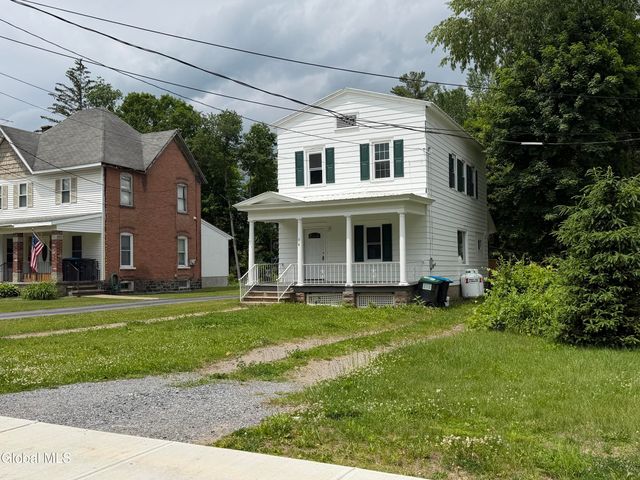 215 Palmer Avenue, Corinth, NY 12822