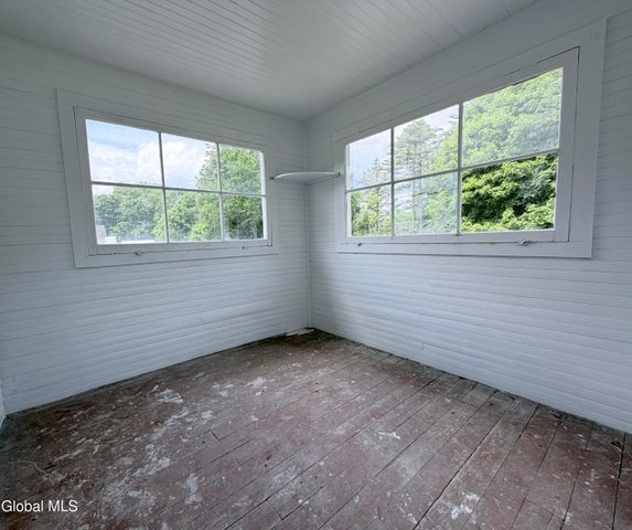 215 Palmer Avenue, Corinth, NY 12822