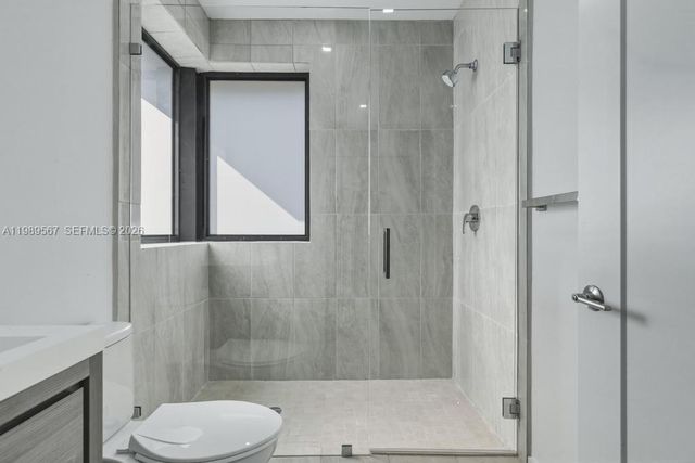 4150 S Oak Pl, Dania Beach, FL 33314