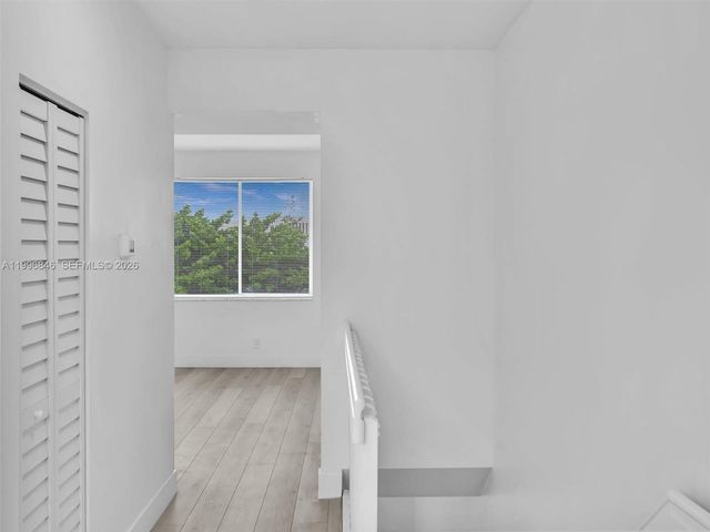 8 Key West Ct 8, Weston, FL 33326