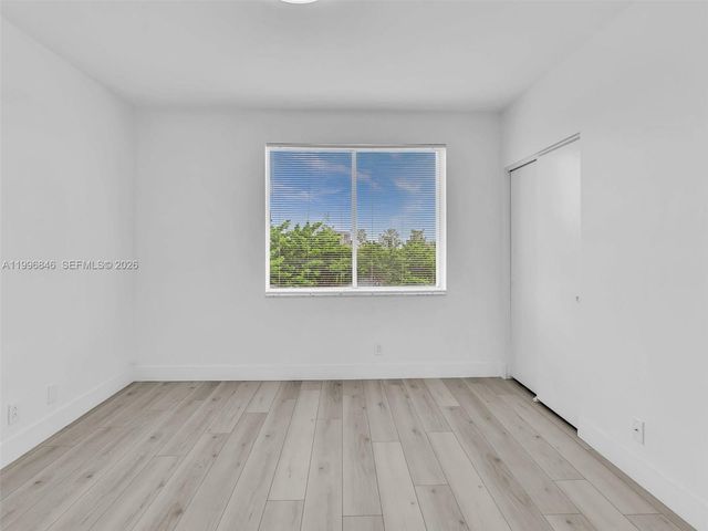 8 Key West Ct 8, Weston, FL 33326