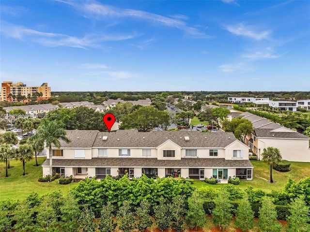 8 Key West Ct 8, Weston, FL 33326