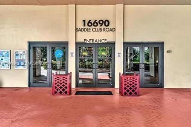 8 Key West Ct 8, Weston, FL 33326