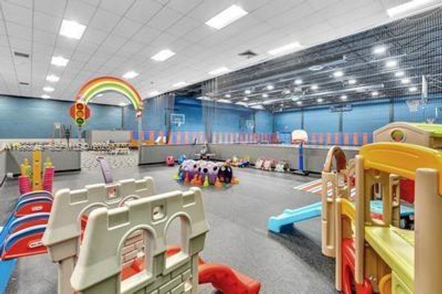 8 Key West Ct 8, Weston, FL 33326