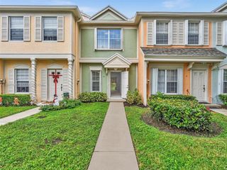 8 Key West Ct 8, Weston, FL 33326