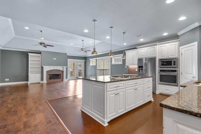 9 Bishop Place, Little Rock, AR 72223