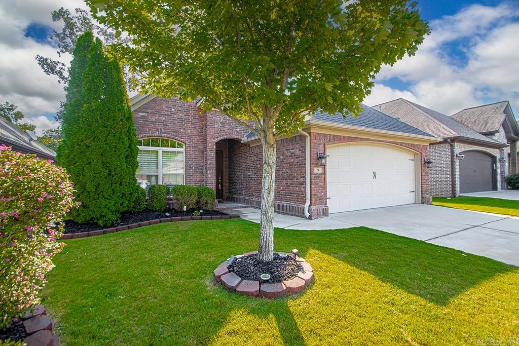 9 Bishop Place, Little Rock, AR 72223