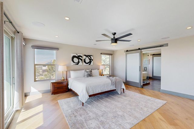 48 Rock Ridge Drive NE, Albuquerque, NM 87122