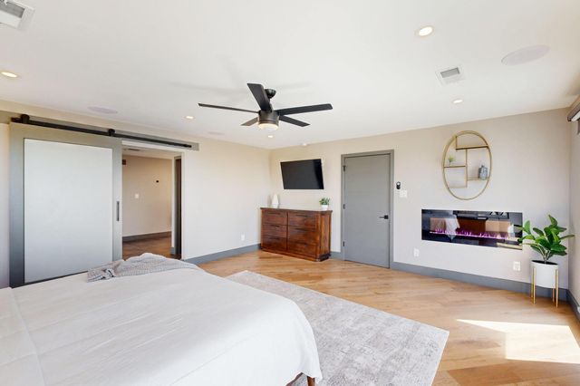 48 Rock Ridge Drive NE, Albuquerque, NM 87122