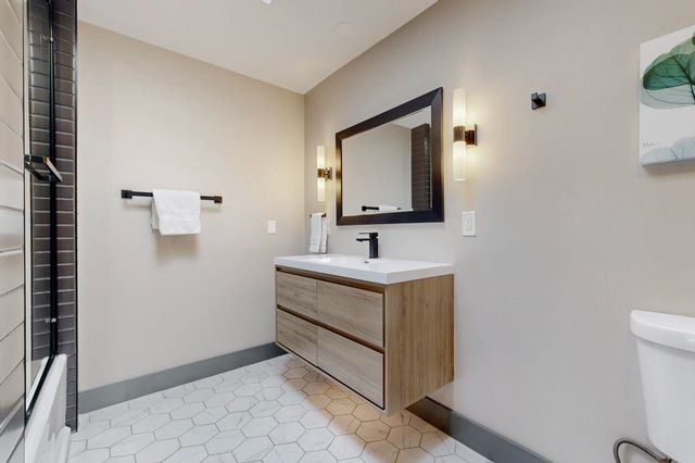 48 Rock Ridge Drive NE, Albuquerque, NM 87122