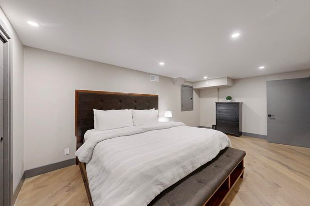 48 Rock Ridge Drive NE, Albuquerque, NM 87122