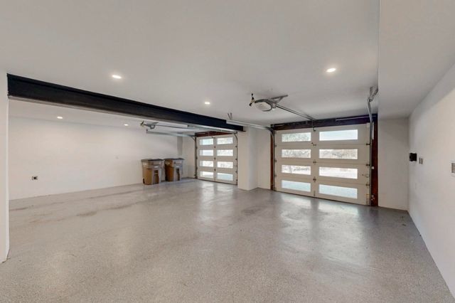 48 Rock Ridge Drive NE, Albuquerque, NM 87122