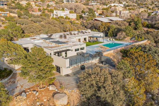 48 Rock Ridge Drive NE, Albuquerque, NM 87122