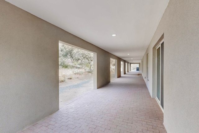 48 Rock Ridge Drive NE, Albuquerque, NM 87122