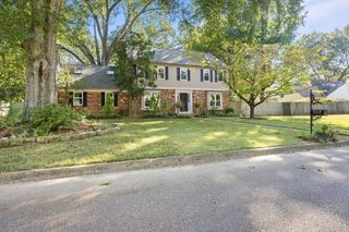 7109 BLUE GRASS LN, Germantown, TN 38138